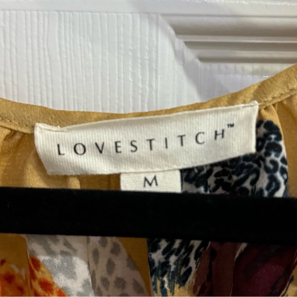 Lovestich Satin Top- size M - Picture 2 of 3
